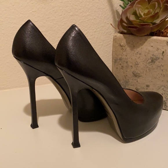YSL Heels Print – Fashion Poster | Desenio YSL heels